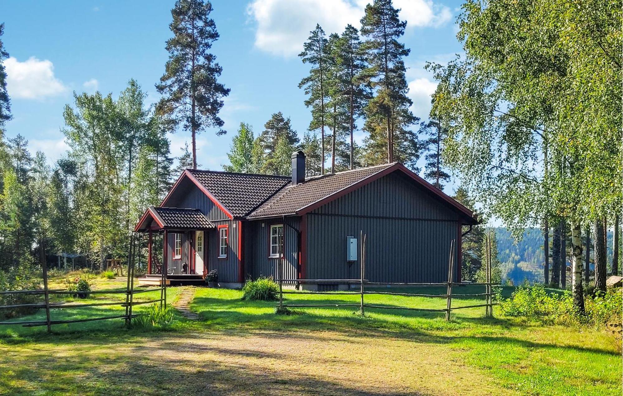 Nice Home In Gunnarskog With Lake View Luaran gambar